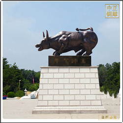 鑄銅關(guān)公 戶外大號(hào)仿真銅牛